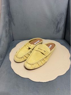 Steve Madden Rafe Yellow Suede Mule Loafers Women’s Size 8 Slip On