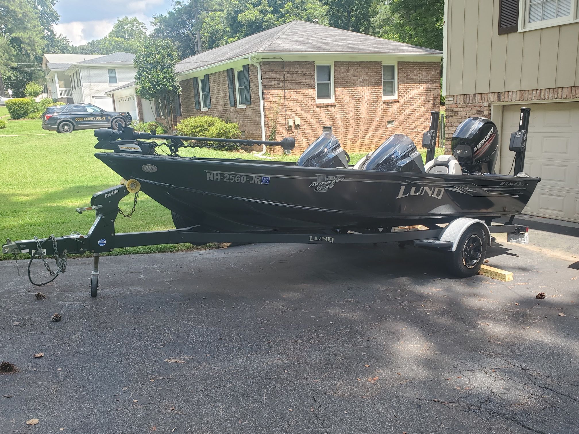 2018 Lund Pro V 1875 Aluminum Bass Boat