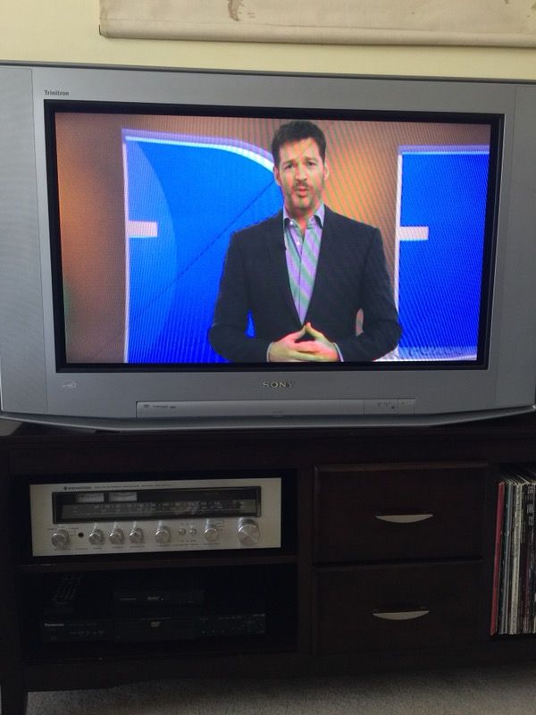 FREE-curb alert-Sony Wega KV-34HS510. Works great. Very heavy bring help to move.