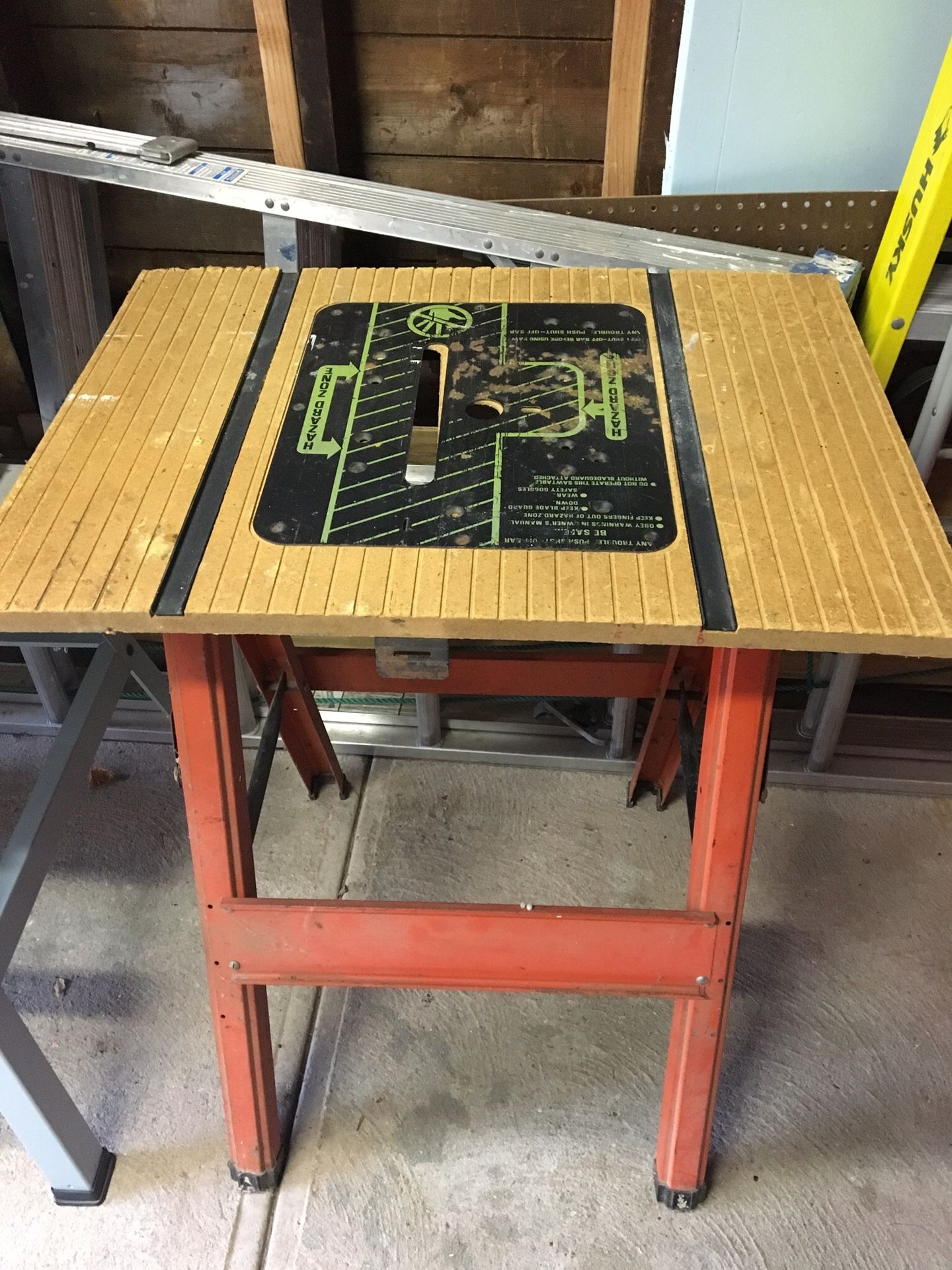 Hirsh Foldable Saw Table for Sale in GARDEN CITY P, NY OfferUp