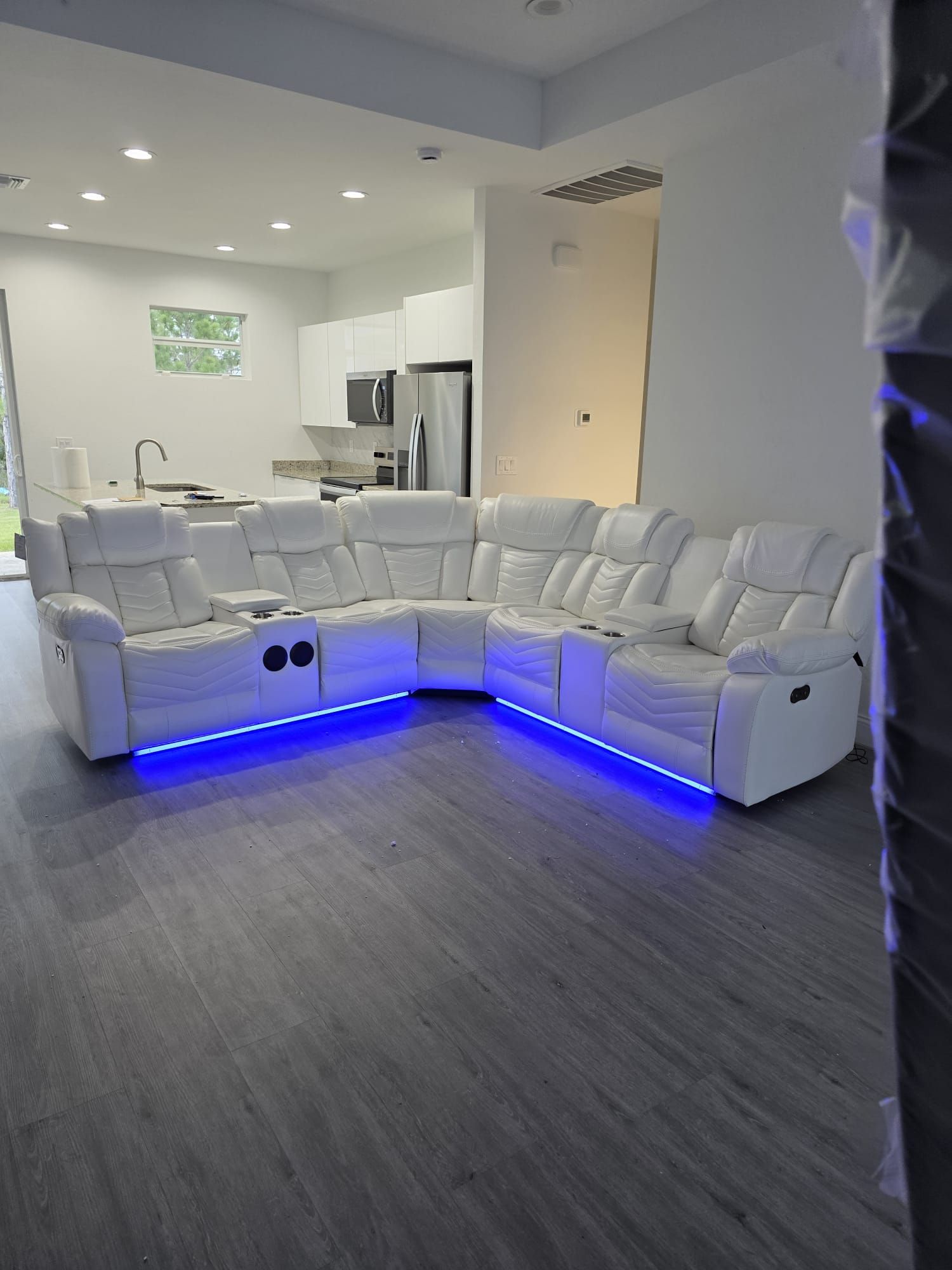 Seccional Reclinable Led Electrico