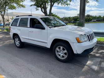 2010 Jeep grand Cherokee Laredo