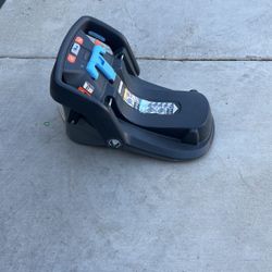 Uppa Baby car seat Base