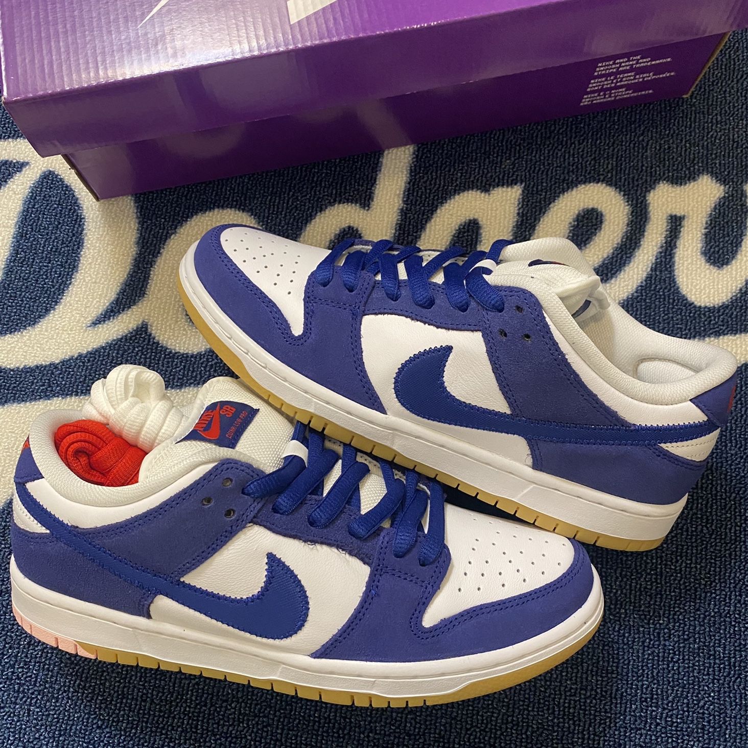 Nike SB Dunk Low Los Angeles Dodgers for Sale in Los Angeles, CA - OfferUp