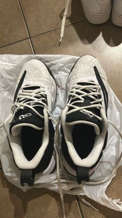 Nike shoes size 8