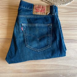 501 Men’s Levis Jeans Size 33x32