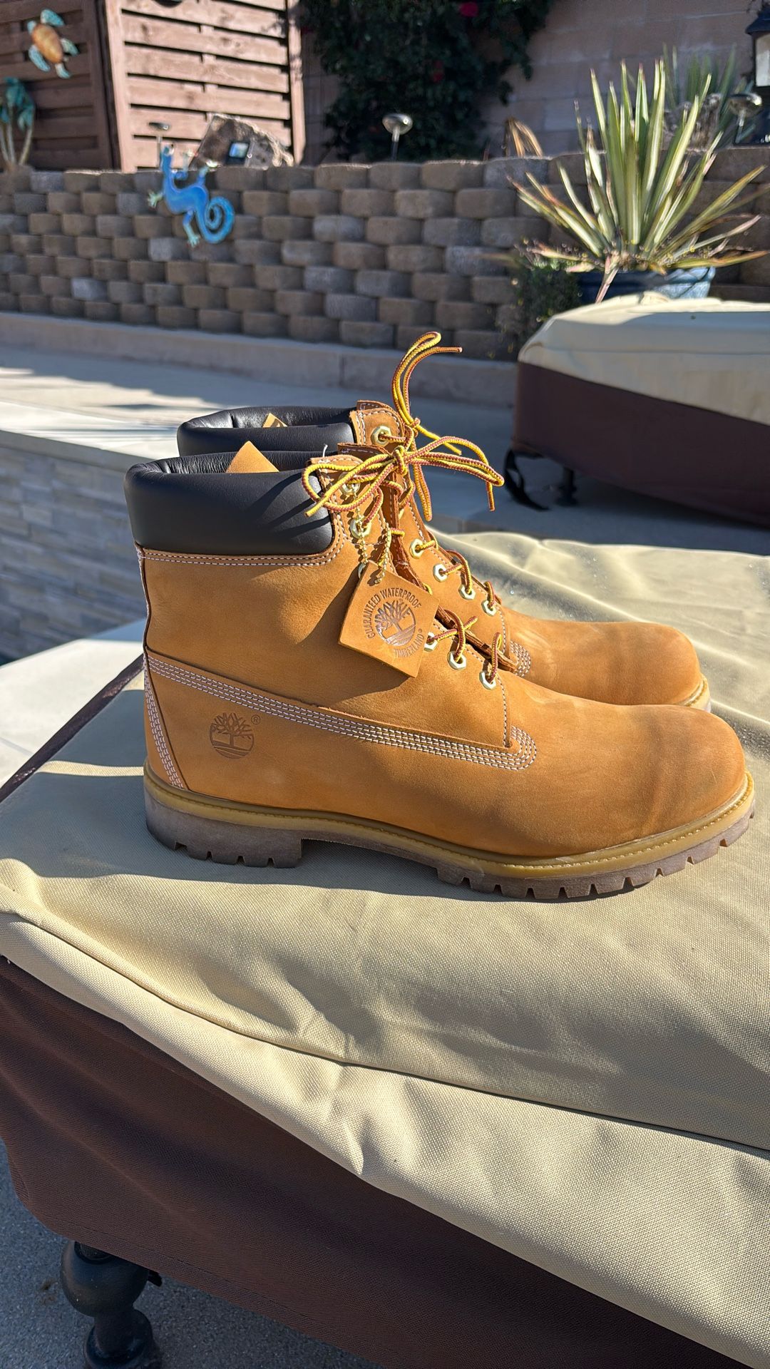 Timberland Men’s 6” Waterproof Insulated Leather Boots Wheat  size 13