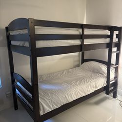 Bunk Bed-Camarote 