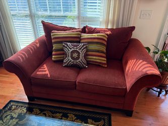 Red Couch With Pillows