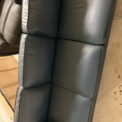 Like New Couch 