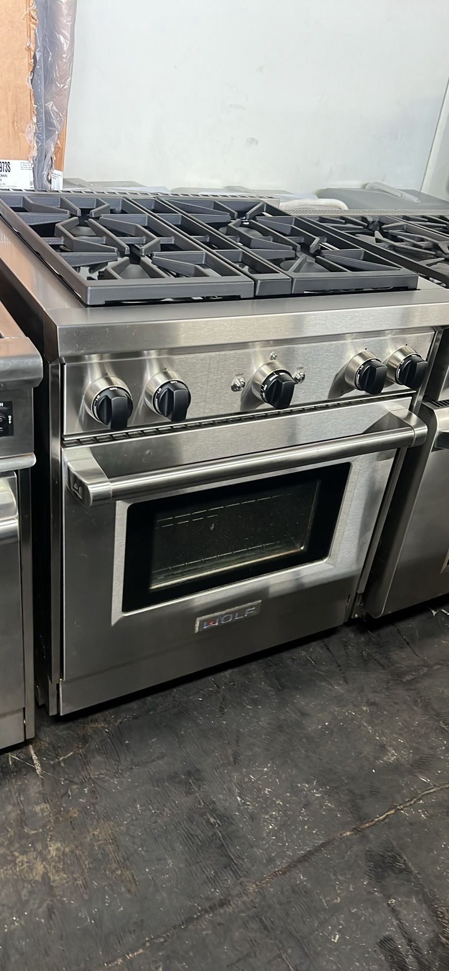 Wolf 30”Wide Gas Range Stove Stainless Steel 4Burners