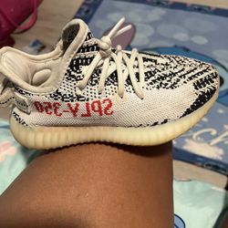 Girls Boots Forsale . Barely Worn !