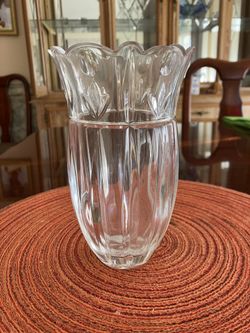 Pretty glass vase