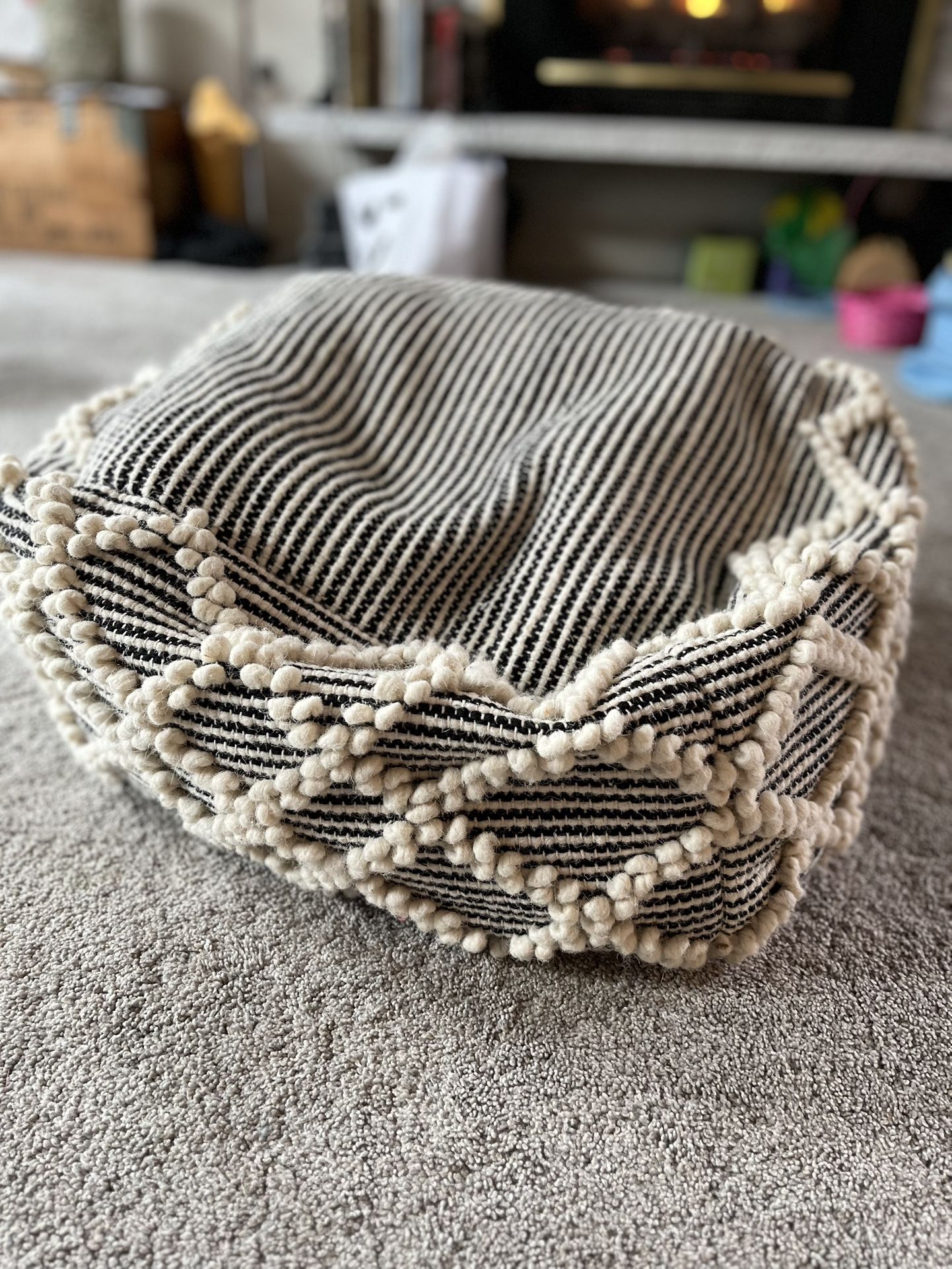 Poof Ottoman