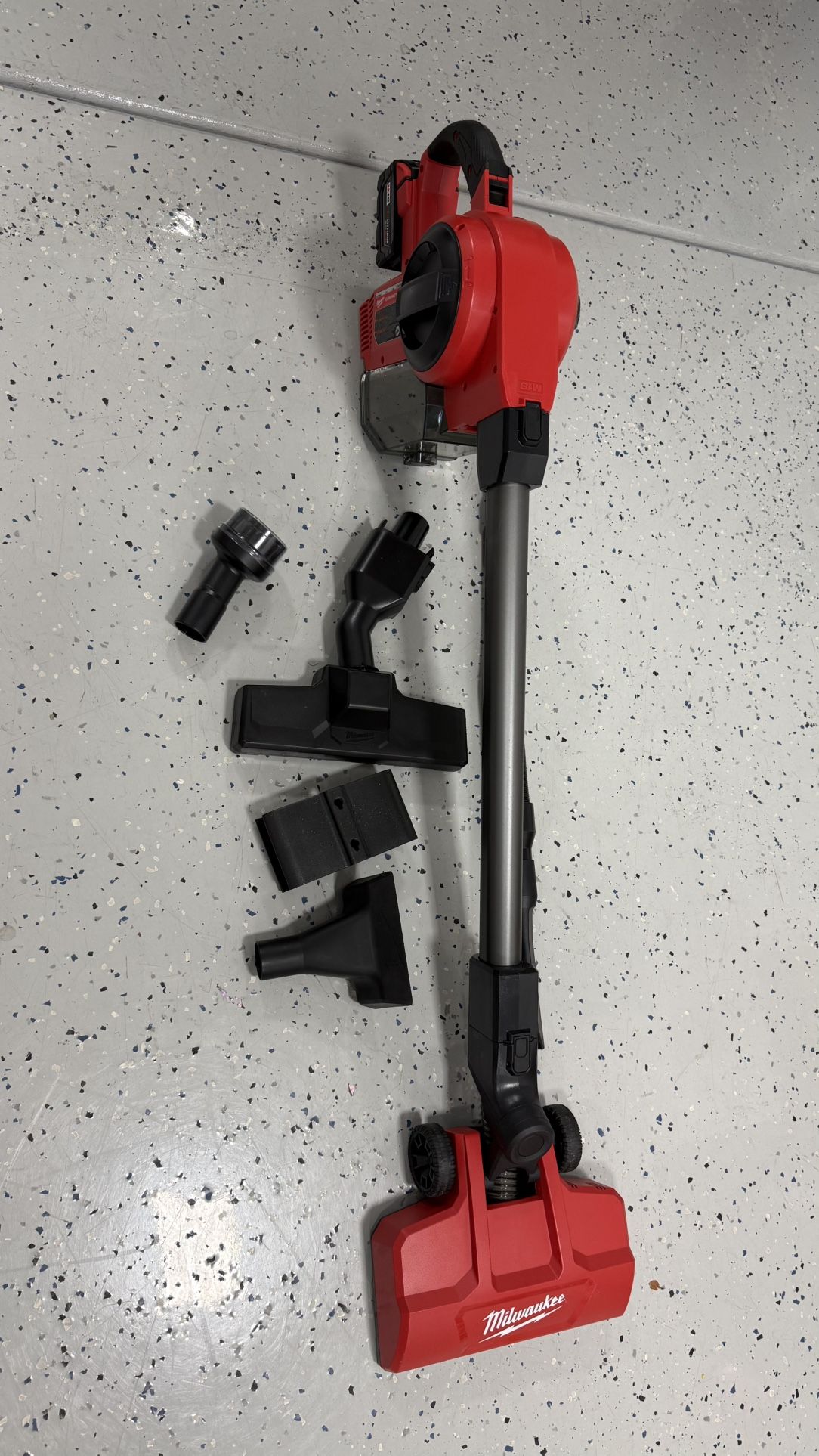 Milwaukee M18 Compact Vacuum 
