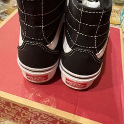 Vans Off The Wall Black And white Size 7.5