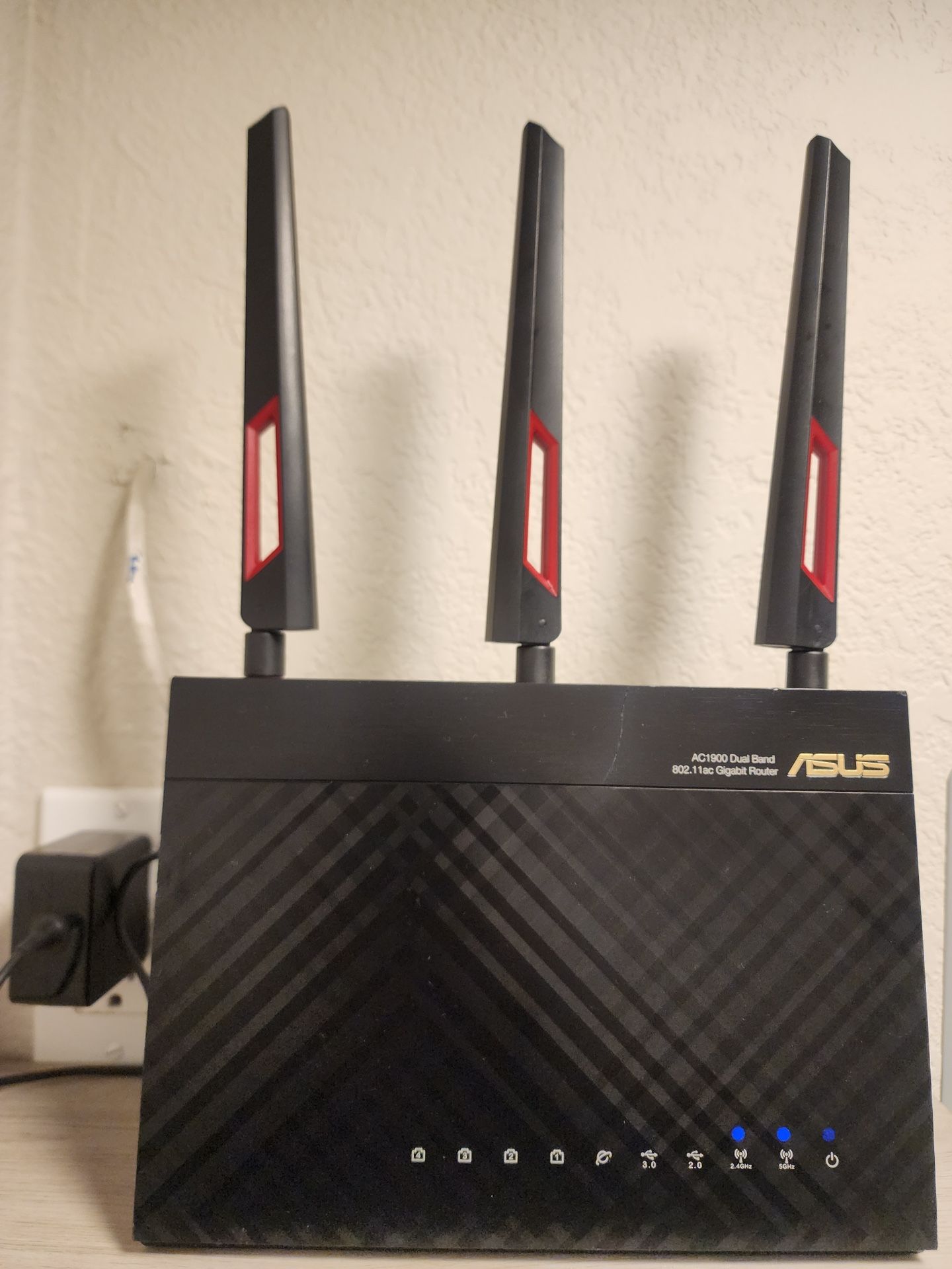 ASUS RT-AC68P Dual Band 3x3 Wireless-AC 1900 Gigabit Router w/ Upgraded Antenna, AiMesh, Fully Functional