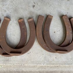 🎯 Horseshoes Tossing Game Set – Classic Outdoor Lawn Game – No Stakes 🐎