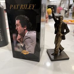 Pat Riley Statue Giveaway SGA Lakers 02/22/26