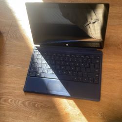Microsoft Surface Laptop