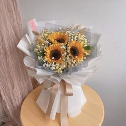 Sunflower bouquet 