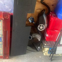 12 Inch Speaker Box Came Out Of A 2021 Chevy 1500 Almost Brand New