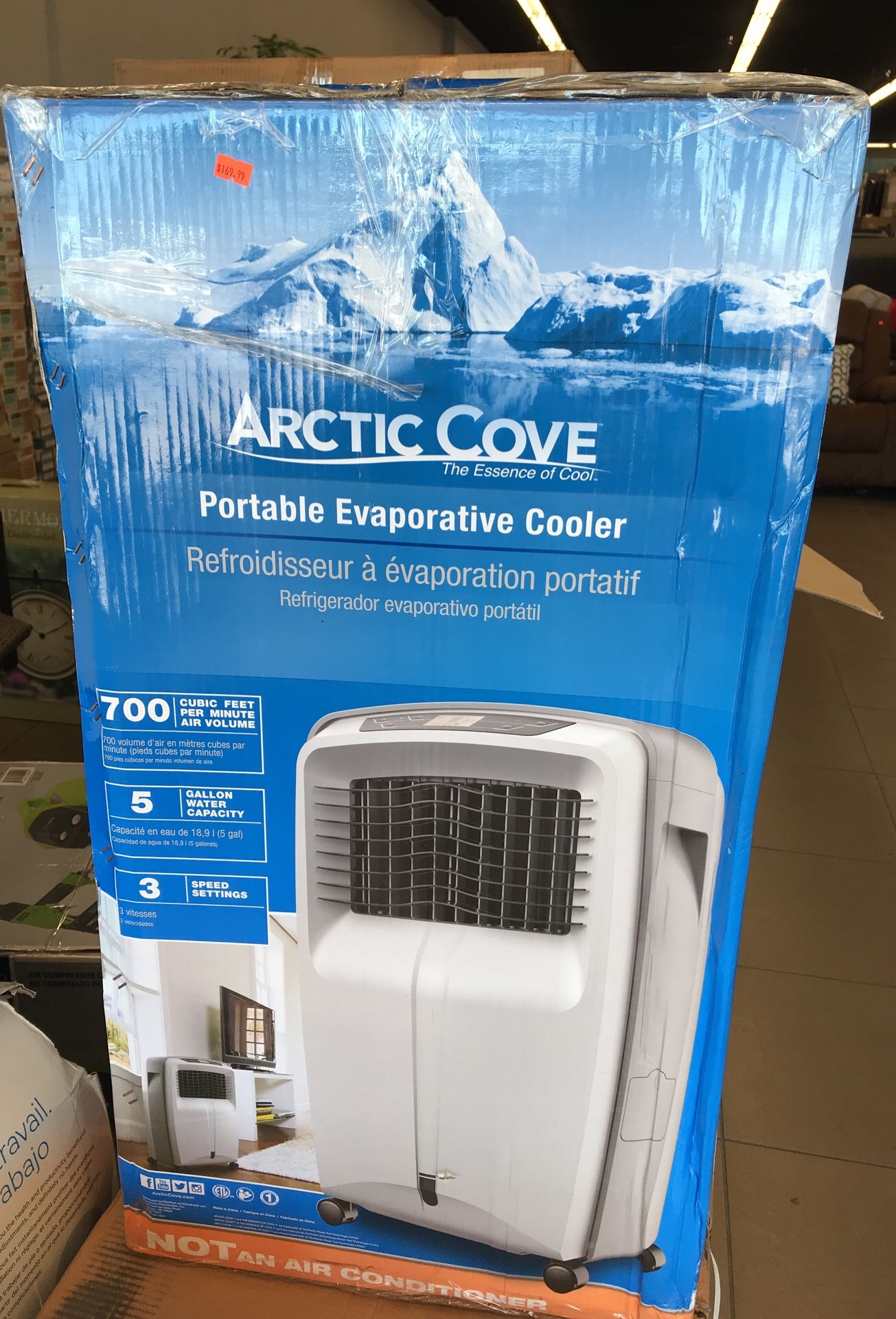 Brand New Arctic Cove 700 CFM 3 Speed Portable Evaporative Cooler for