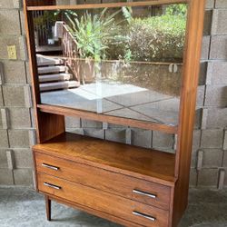 Mid Century Modern Lane China Cabinet / Hutch / Buffet