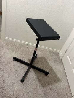 Tattoo chair