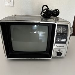 1984 Panasonic 7inch TV