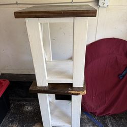 Rustic farmhouse side tables