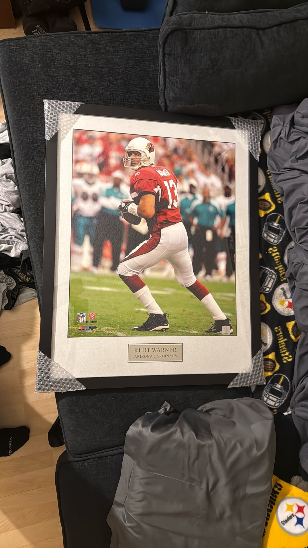 Kurt Warner framed Nfl photo file picture poster 32” by 26”