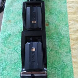 NYKO CHARGER & TWO BATTERY FOR XBOX 360