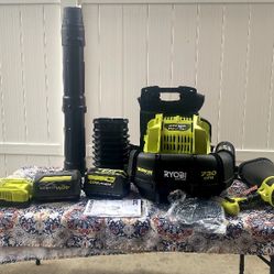 Ryobi 40 V Brushless Whisper Series 165 MPH 730 CFM Cordless Backpack Blower (2) 6.0 AH Batteries And Charger 