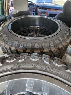 Off road tires size 22 with 35 tires