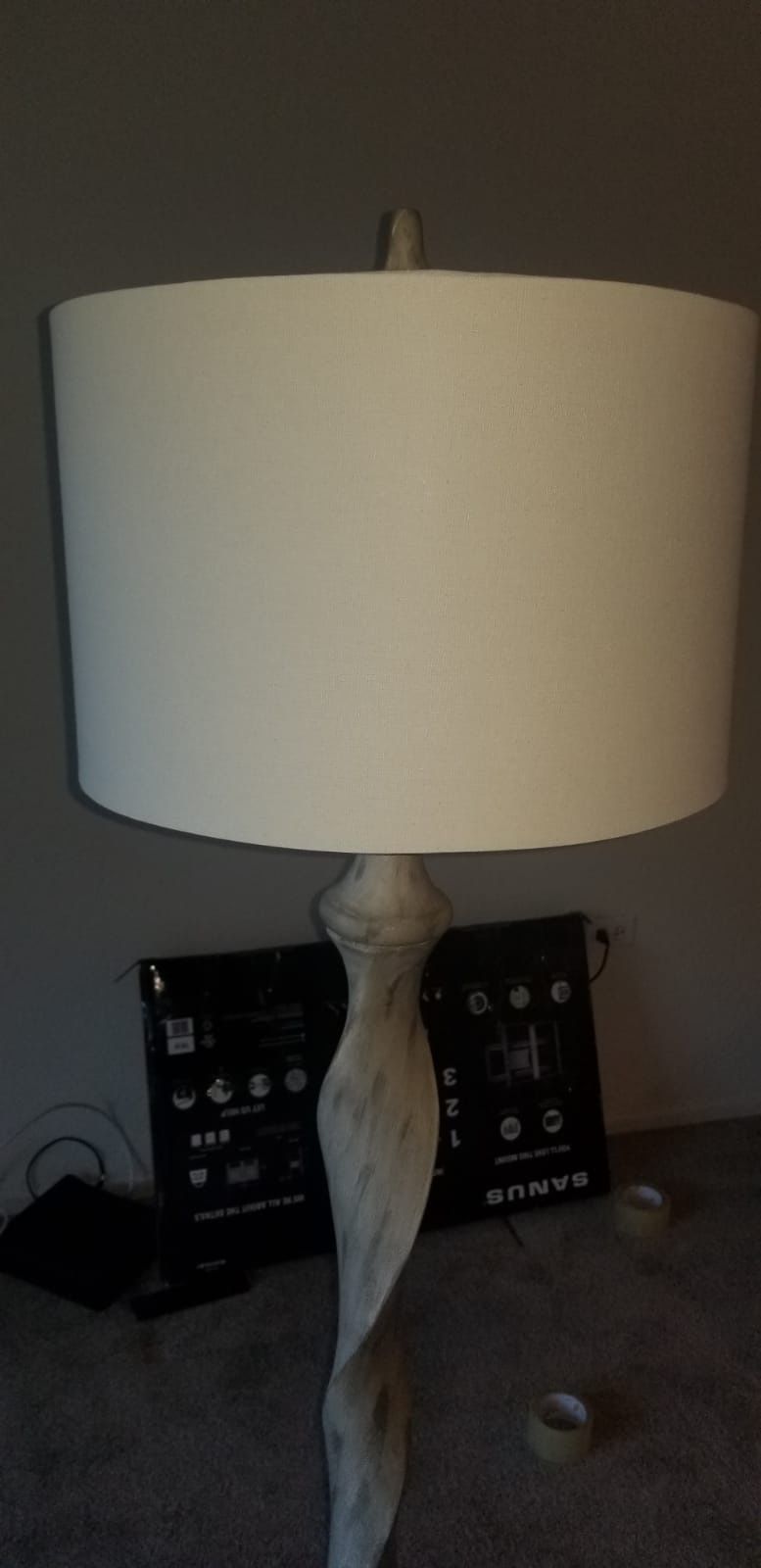 Floor lamp