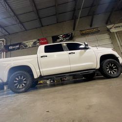 3.5” Lift Kit With Installation. 07-21 Toyota-Tundra 