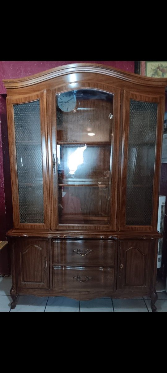 CHINA CABINET