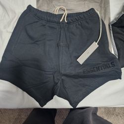 Essentials Shorts
