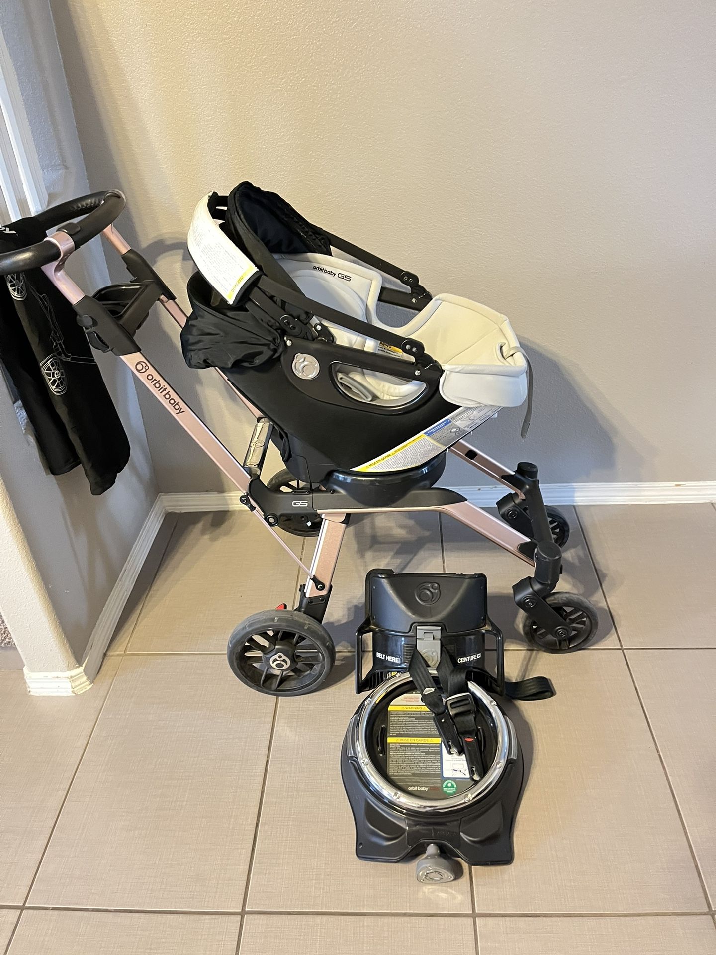 Orbit Baby G5 Carseat And Stroller