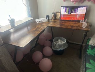 Wood L- Shaped Desk