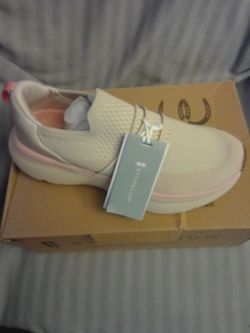 Revitalign Maia Women's Size 12B Shoes