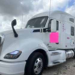 2020 Kenworth Kenworth T680 Sleeper