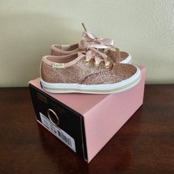 NEW KEDS KATE SPADE ROSE GOLD SHOEs (toddler Size 6)