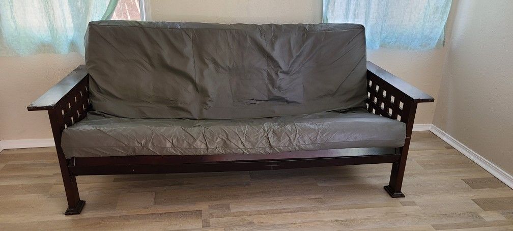 Futon - Full Size
