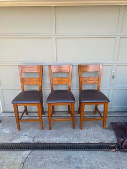 Leather Barstools Set
