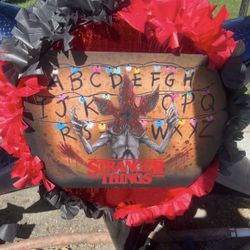 Stranger Things Demogorgon Tambor Star Pinata 