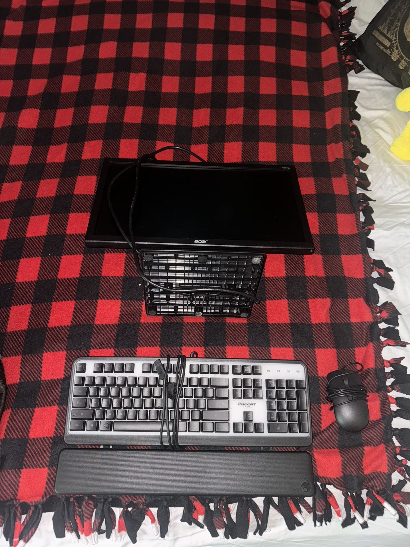 Acer Monitor+Keyboard and Mouse