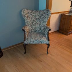 Wing   Vintage Chair 