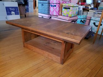 This End Up brand Classic Coffee Table